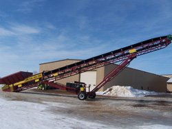 54x80 Stacking Conveyor with Hopper